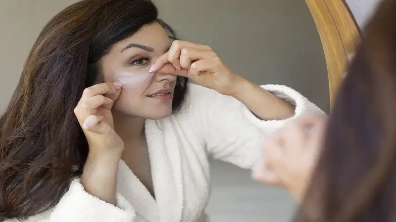 Could Eyelid Surgery in Dubai Be the Solution to Your Tired Look?